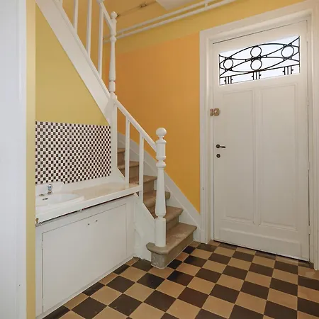 La Bardane P Villa *